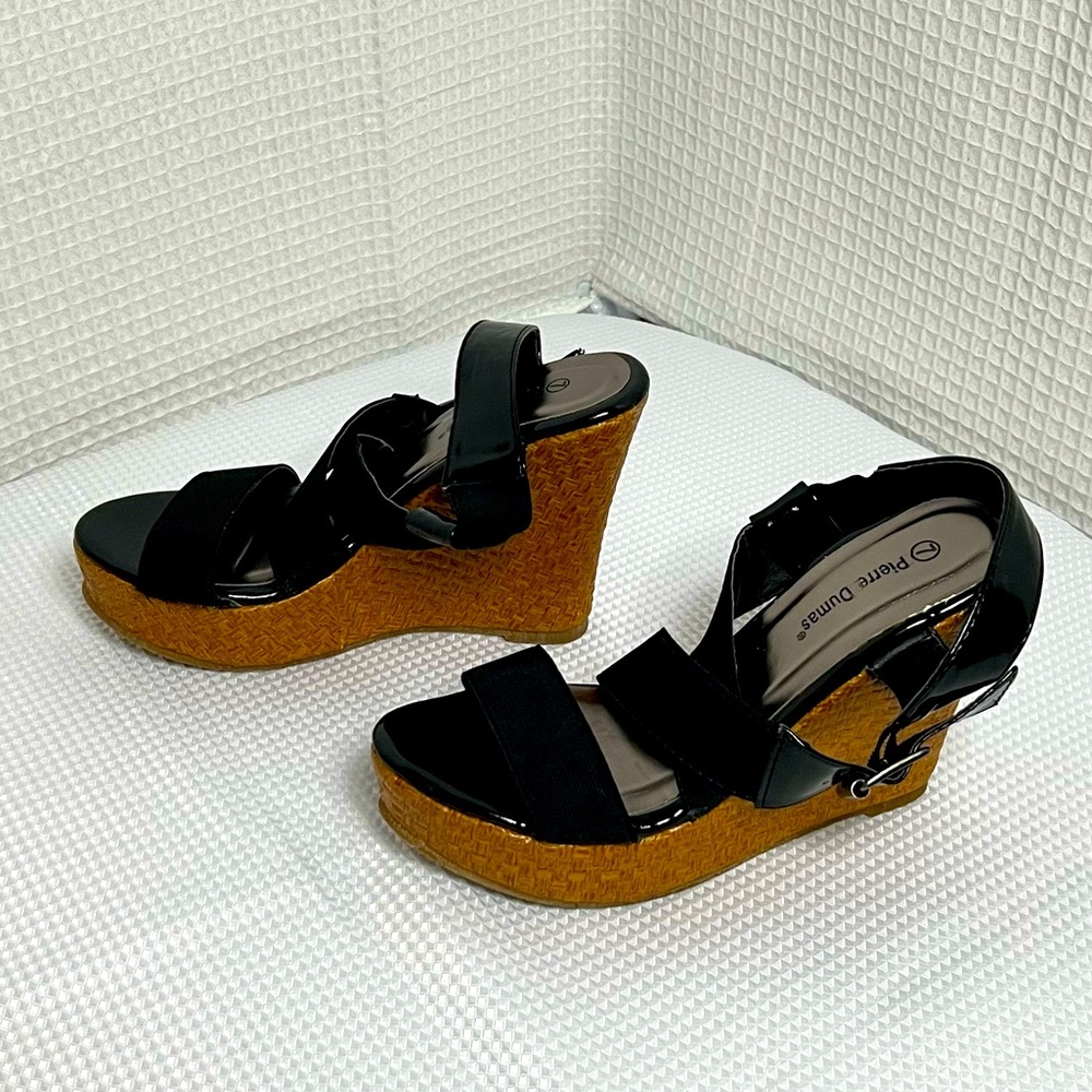 Pierre Dumas wedge heels, size 7, black, straps with buckle closure